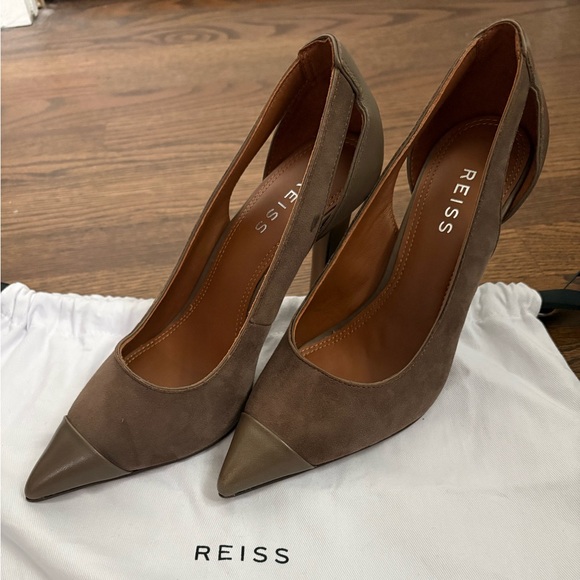 Samara Leather Point Toe - Picture 7 of 11